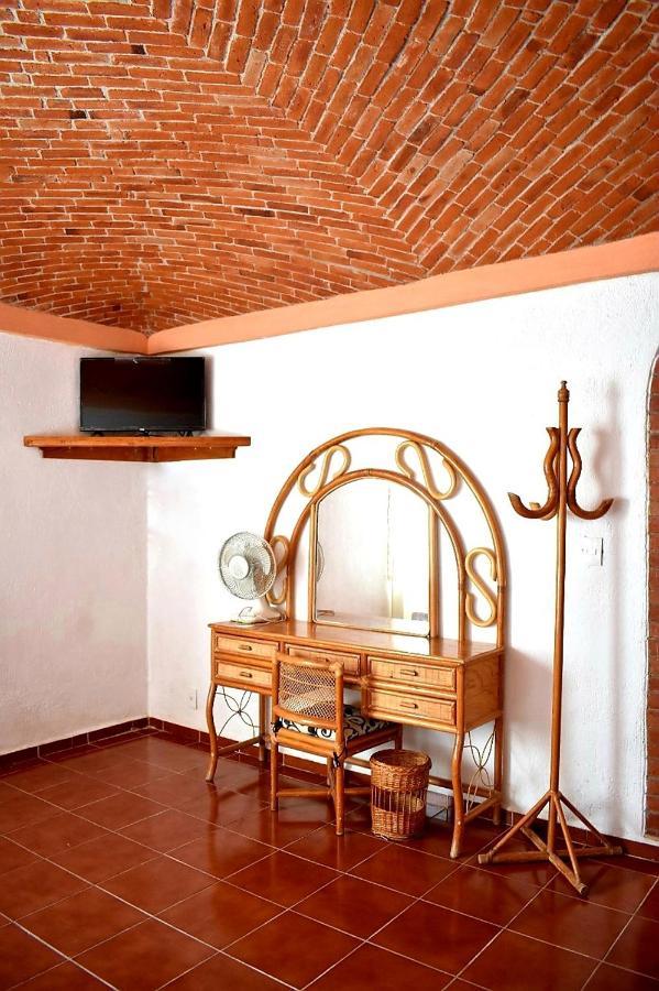 Hotel La Herradura Tecozautla Εξωτερικό φωτογραφία