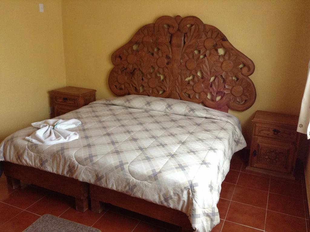 Hotel La Herradura Tecozautla Δωμάτιο φωτογραφία