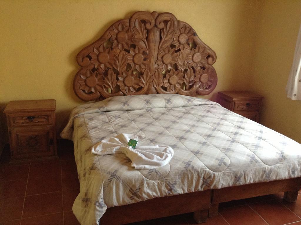 Hotel La Herradura Tecozautla Δωμάτιο φωτογραφία